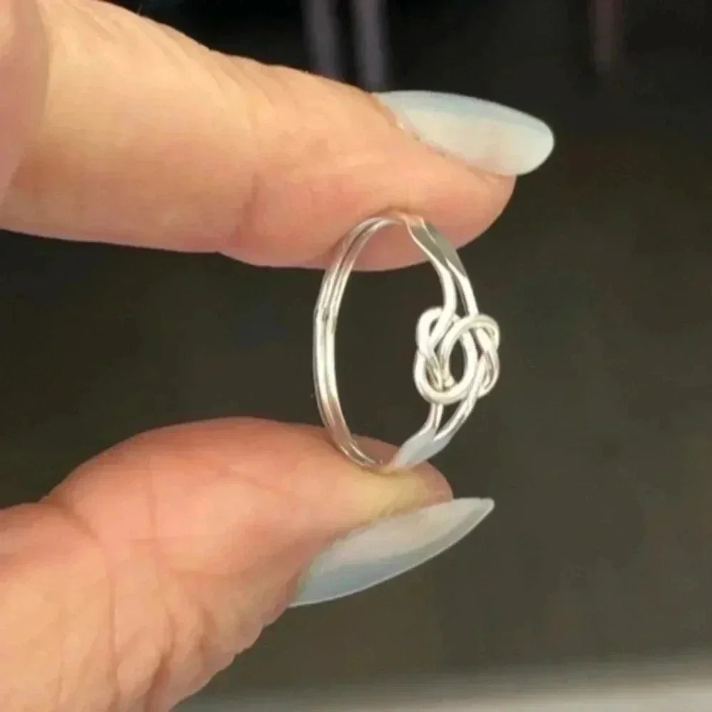 925 Sterling Silver Intertwining Knots Ring NWT - Picture 1 of 7
